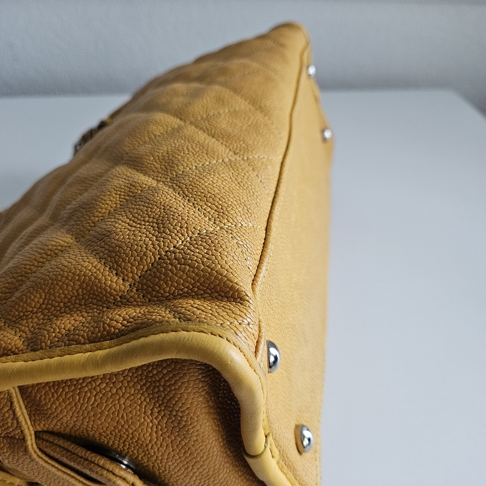 Chanel French Riviera Outdoor Caviar Yellow Tote - Picture 8 of 16